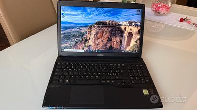 Computer Fujitsu lifebook A544