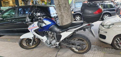 Honda transalp 700