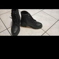 Stivali con tacco da donna