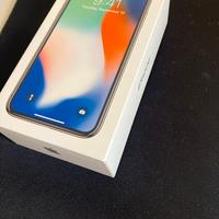 Iphone x 256 non si accende