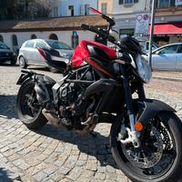 MV AGUSTA BRUTALE 800 ROSSO A2