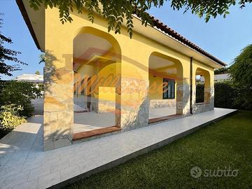 Villa singola fontane bianche rif3007