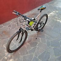 Bicicletta professionale da MTB