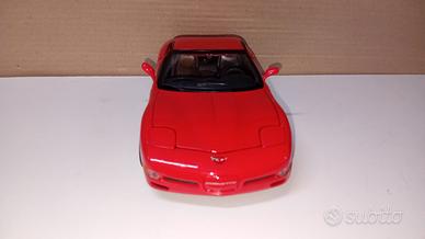 Modellino Corvette Maisto