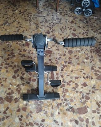 cyclette gambe e braccia
