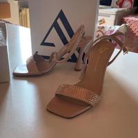 Sandalo color cipria