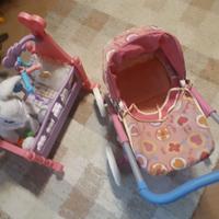 Carrozzina culla e coniglio