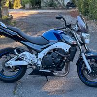 Suzuki GSR 600 