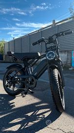 Bici elettrica E-bike R002 - Come nuova (4mesi)