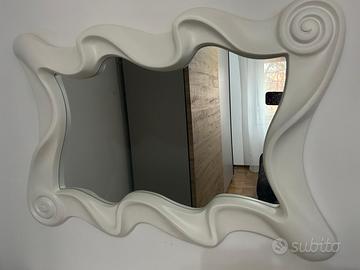 Specchio da parete bianco moderno