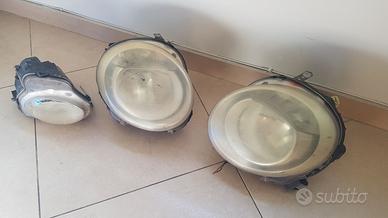 Set di 4 fanali anteriori Fiat 500 usati originali