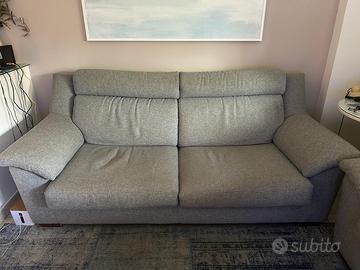 Coppia di Divani Poltronesofà