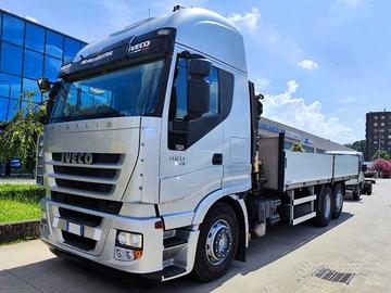 IVECO - AS260S42Y/FS CASSONE CON GRU DIETRO CABINA