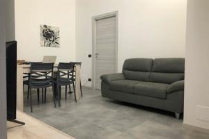 Stanza matrimoniale ad uso singolo in app.to 150mq