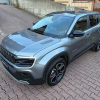 Jeep Avenger 1.2 e-Hybrid 110 cv MHEV Summit