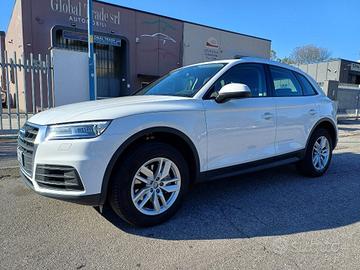 AUDI Q5 2.0 TDI 190 CV quattro S tronic Business