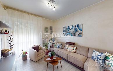 Trilocale ristrutturato in zona Bellaria