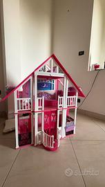 Casa di Barbie apribile con accessori inclusi