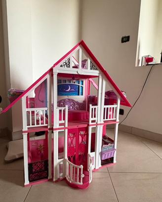 Casa di Barbie apribile con accessori inclusi