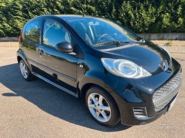 Peugeot 107 1.0 68CV 5p. Plaisir 2Tronic AUTOMATIC