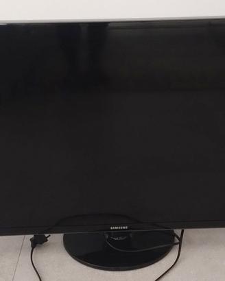 TV Samsung con telecomando 