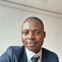 Cameriere/Aluto Cuoco/ lavapiatti/domestica