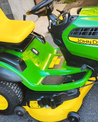 trattorino John Deere 