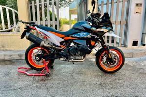 KTM 890 smt