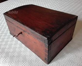 Cassettina noce antiquariato