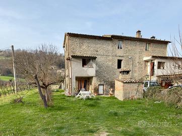 CASA SEMINDIPENDENTE A CITTÀ DI CASTELLO