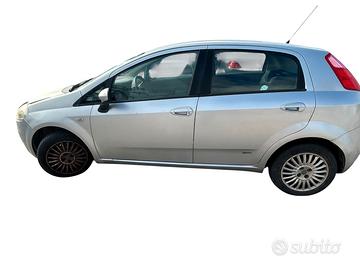 Ricambi Fiat Grande Punto 1.4 Benzina 77 Cv 2005/2