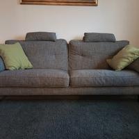 Divano 4 posti con Pouf