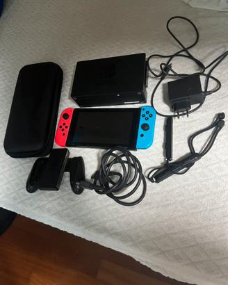 nintendo switch + borsa viaggio