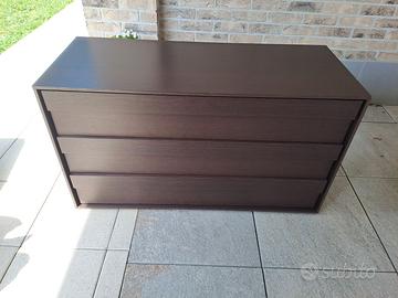 Cassettiera e comodini wengè