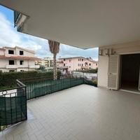 Appartamento 103 mq, 4 vani, terrazzi, box auto