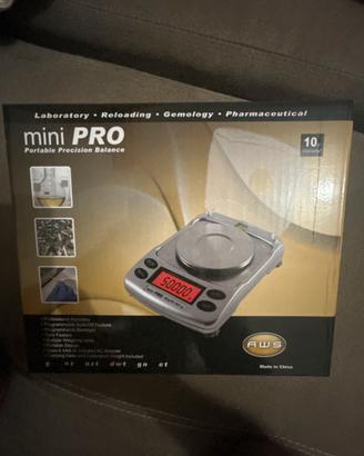 Bilancia portatile di precisione nuova
