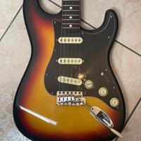 Fender stratocaster reissue 72