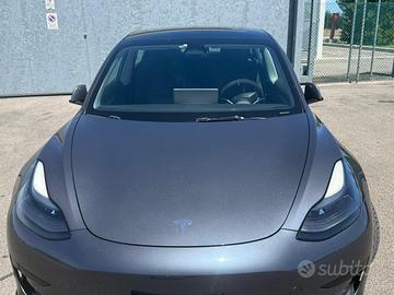 Tesla Model3 RWD fatturabile
