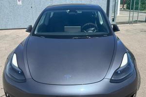 Tesla Model3 RWD fatturabile