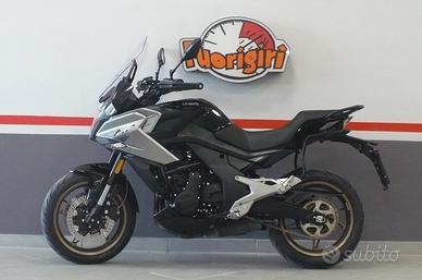 CF Moto MT 700 Parti al nuovo