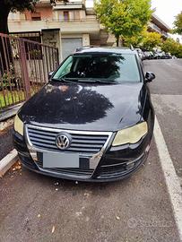 Passat Variant Station Wagon 2.0 anno 2008 diesel
