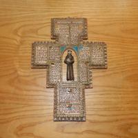 Croce del Cantico delle Creature in marmo resina