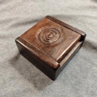 Antica scatola di legno