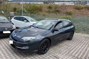 Renault Laguna 2.0 dCi 150CV SporTour 4Control ESM