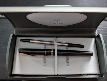 Penna a sfera Parker con Astuccio
