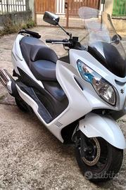 Suzuki Burgman 400