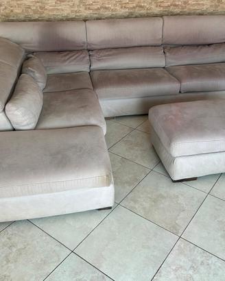divano  + pouf