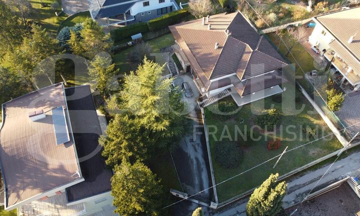 Villa singola L'Aquila [ov300VRG]