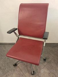 Poltrona da ufficio in pelle di design firmata