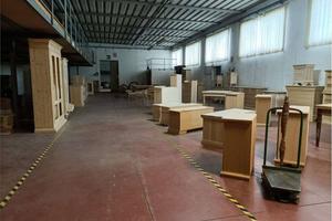 Immobile di 2700 m² con 4 locali a Porcari